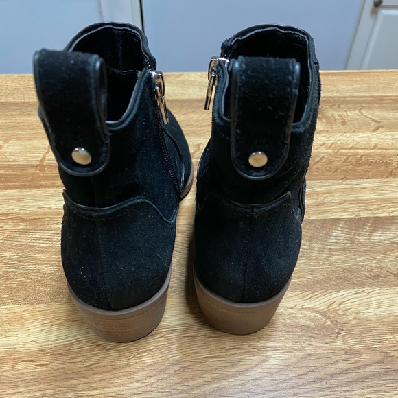 NEW Dolce Vita Black Suede Booties - Picture 4 of 9